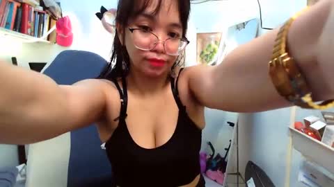 Rose online show from 02-22-25, 09:56