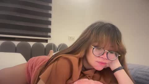 Rose online show from 05-18-26, 04:07