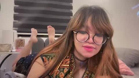 Rose online show from 05-27-26, 04:31