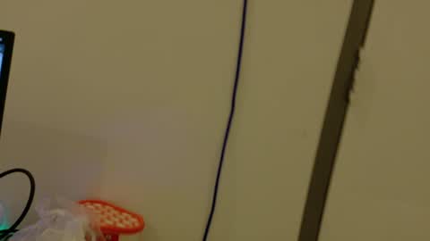 Snapshot of pinkyrosexx chatting on 06-29-26, 07:14 Rose online show from 06-29-26, 07:14