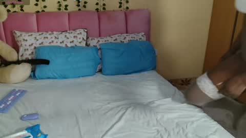 Snapshot of pinkysmiles chatting on 03-12-26, 12:50 Pinky online show from 03-12-26, 12:50