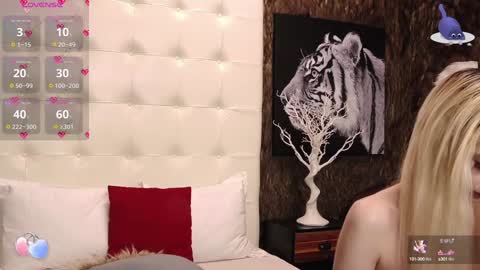 Snapshot of pinkyspark chatting on 01-21-25, 08:11 Pinky online show from 01-21-25, 08:11