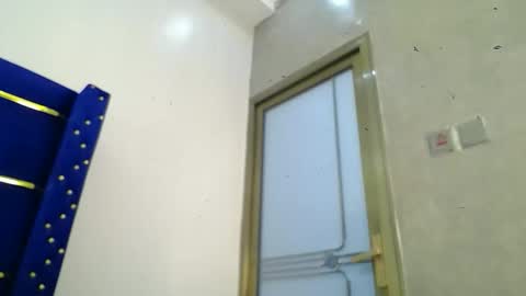 pinkyy008 online show from 10-04-25, 07:01