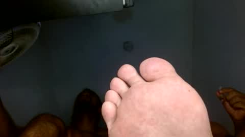 Snapshot of pinocho__ chatting on 04-27-26, 06:06 pinocho__ online show from 04-27-26, 06:06