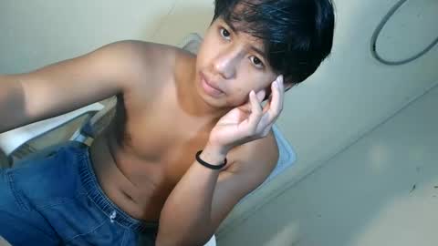pinoy_fuckboyxxx online show from 05-27-26, 07:05