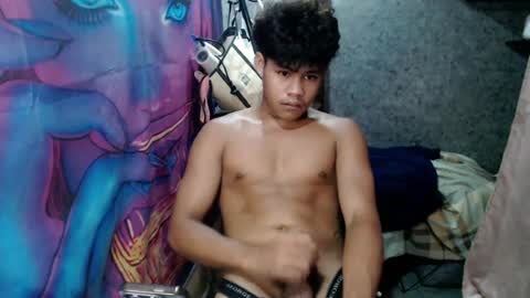pinoy_shyboy69 online show from 08-09-26, 03:34