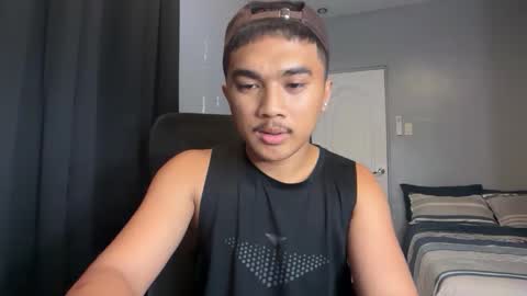 Snapshot of pinoyadriannexxx chatting on 05-05-26, 10:01 Adrianne online show from 05-05-26, 10:01