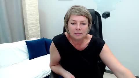 Snapshot of pion_s chatting on 09-16-25, 04:46 Bella online show from 09-16-25, 04:46