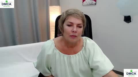 Snapshot of pion_s chatting on 02-16-26, 05:36 Bella online show from 02-16-26, 05:36