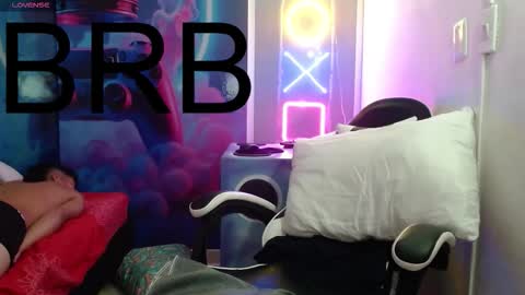 Snapshot of pipe_hot04 chatting on 03-04-26, 02:45 pipe hot04 online show from 03-04-26, 02:45