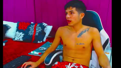 Snapshot of pipe_hot04 chatting on 03-13-26, 02:18 pipe hot04 online show from 03-13-26, 02:18