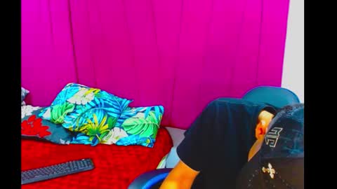 Snapshot of pipe_hot04 chatting on 03-19-26, 03:10 pipe hot04 online show from 03-19-26, 03:10