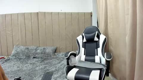 Snapshot of pipe_hot04 chatting on 04-14-26, 03:12 pipe hot04 online show from 04-14-26, 03:12