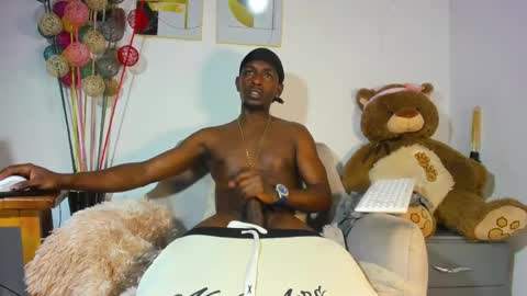 P I P E - M O NS T E R C O C K online show from 04-15-26, 07:43