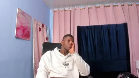 P I P E online show from 03-26-26, 02:50