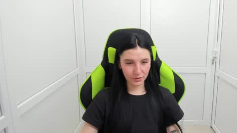Piper online show from 06-12-26, 03:55