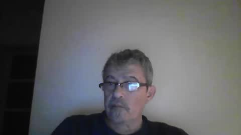 pipi2704 online show from 01-11-25, 07:16