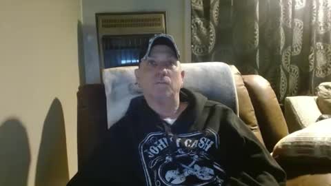 Snapshot of pirate334 chatting on 02-17-26, 12:51 pirate334 online show from 02-17-26, 12:51