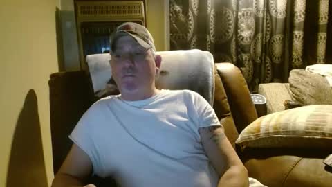 Snapshot of pirate334 chatting on 03-07-26, 08:33 pirate334 online show from 03-07-26, 08:33