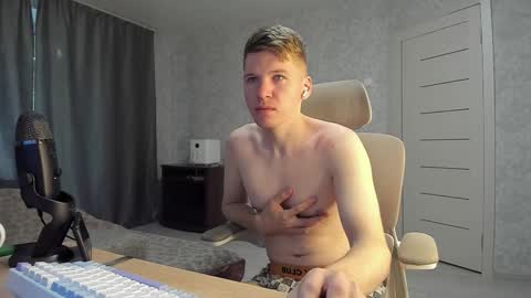 Pierre online show from 09-28-25, 06:19