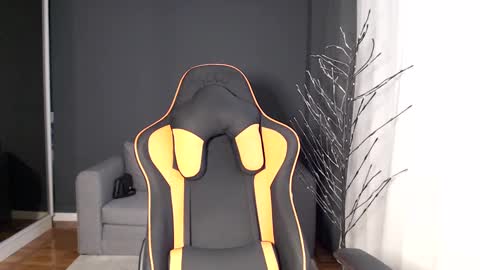 piscesgirl06 online show from 12-03-24, 06:26