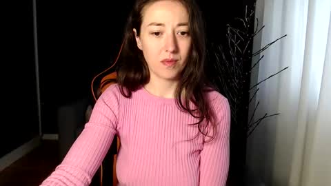 piscesgirl06 online show from 11-19-25, 06:13