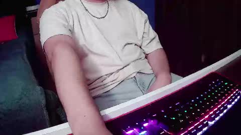 Snapshot of pisceslost chatting on 09-22-25, 12:45 pisceslost online show from 09-22-25, 12:45