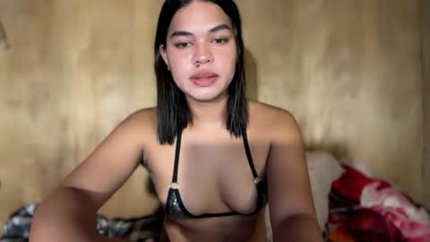 Snapshot of pititexxx69 chatting on 07-22-26, 01:08 sunshine online show from 07-22-26, 01:08