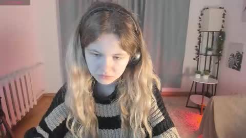 Olga online show from 10-22-25, 05:08