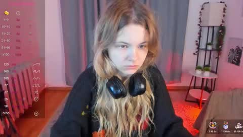 Olga online show from 10-25-25, 05:48