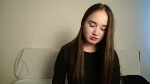 Lily online show from 05-14-26, 02:02