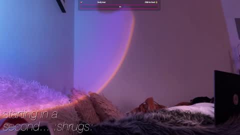 pixie_praxis online show from 02-11-25, 12:37