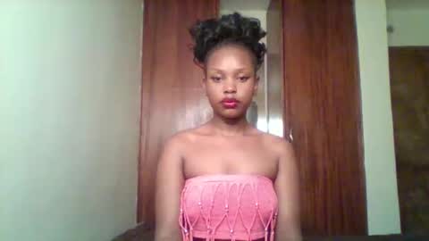 Snapshot of pixie_roman chatting on 04-24-26, 03:31 Majesty online show from 04-24-26, 03:31