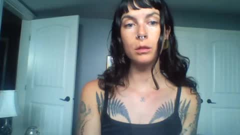 pixiecatfairy online show from 06-24-26, 09:58