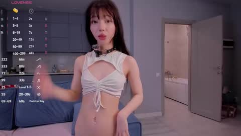 Snapshot of pixiesdoll chatting on 02-22-26, 04:16 Mila online show from 02-22-26, 04:16