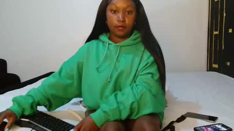 pixietease1 online show from 05-03-26, 03:40