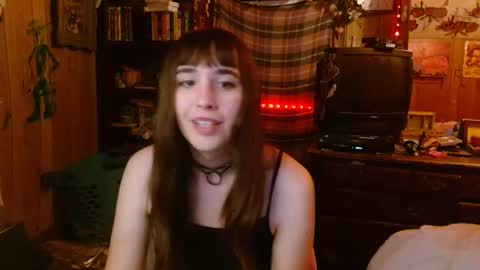 Izzy online show from 01-17-25, 05:21