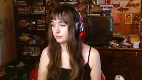 Izzy online show from 09-29-25, 07:40