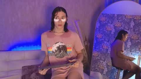 Snapshot of pixy_20 chatting on 02-15-26, 03:58 cris online show from 02-15-26, 03:58