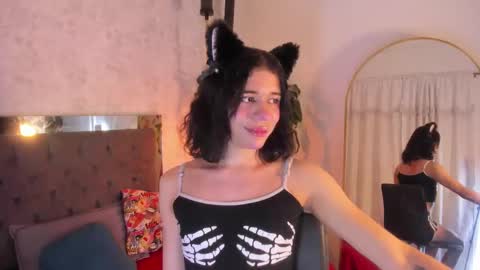 Snapshot of pixy_20 chatting on 02-25-26, 04:22 cris online show from 02-25-26, 04:22