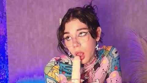 Snapshot of pixy_20 chatting on 03-05-26, 04:08 cris online show from 03-05-26, 04:08