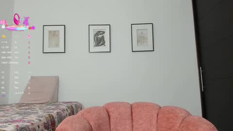 Angie Henao online show from 09-18-25, 05:37