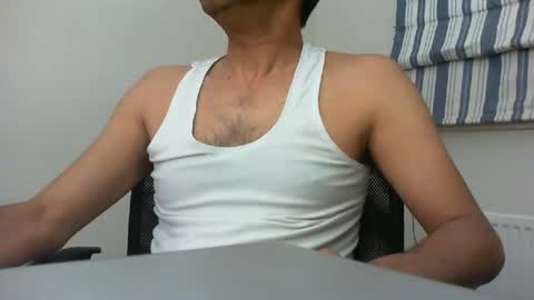 Snapshot of platino3026 chatting on 04-26-26, 10:07 platino3026 online show from 04-26-26, 10:07