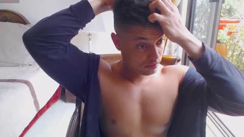 PETER online show from 03-25-26, 06:14