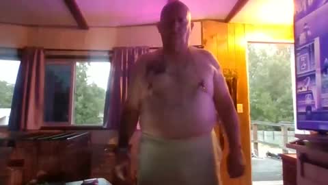 chaz online show from 06-09-26, 03:29