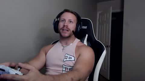 Player online show from 10-18-25, 11:27