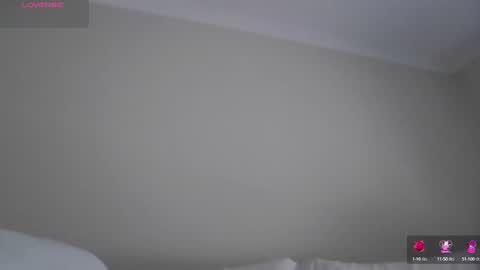 hornypetitegirl online show from 02-18-25, 06:37