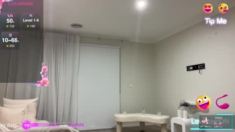 hornypetitegirl online show from 03-12-25, 01:40