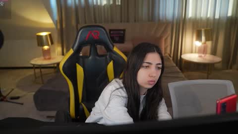 Snapshot of playhard054 chatting on 03-04-26, 07:14 Lana online show from 03-04-26, 07:14