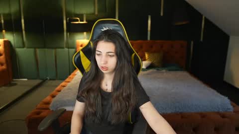 Lana online show from 05-01-26, 10:09